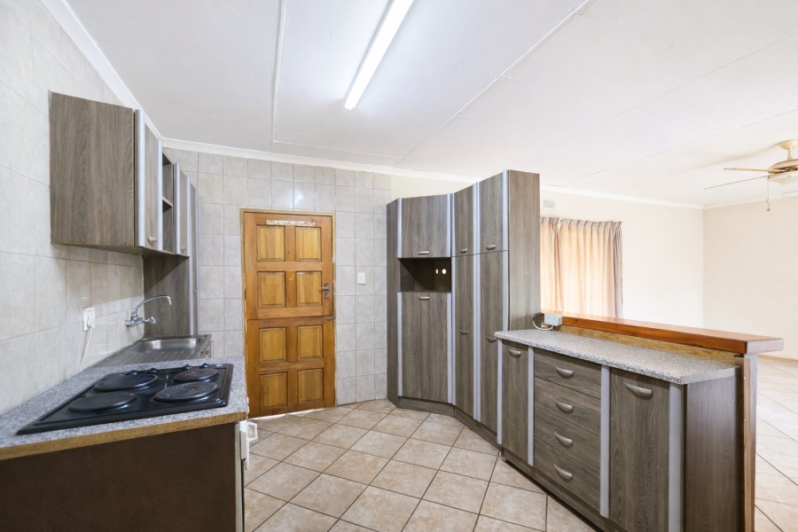 3 Bedroom Property for Sale in Vaalpark Free State